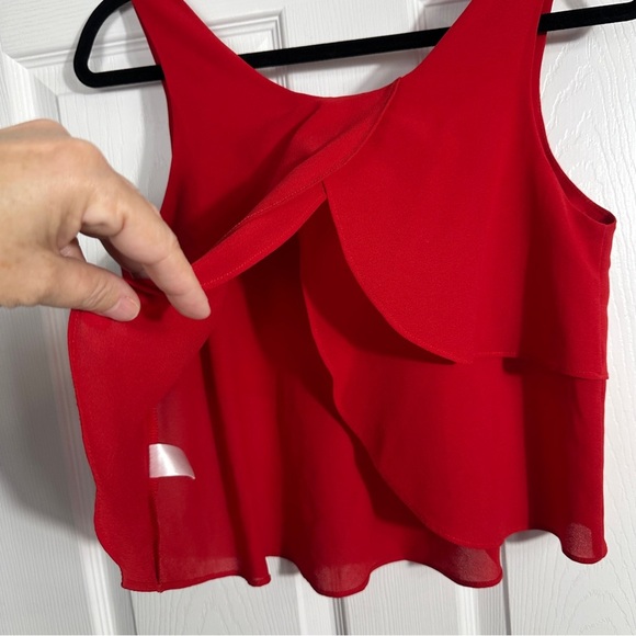 Paper Crane size small chiffon scalloped layered crop top, sleeveless, summer - Picture 6 of 7